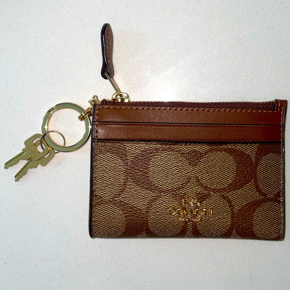 Coach Mini Skinny ID Case